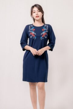 Sarah Embroidery Midi Dress 134