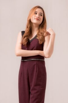 Griselda V-Neckline Sleeveless Jumpsuit 5181055