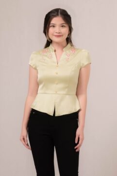 Tianzhi Embroidery Front-Slit Top 85882-1