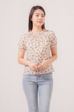 Cheryel Flower Ruffle Neckline Top 524501