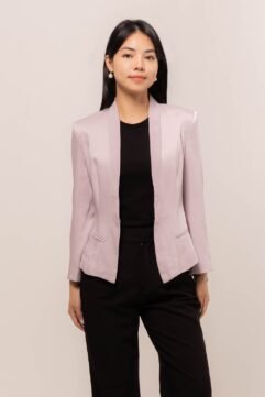 Jeanne Fitted Collarless Blazer CC31122
