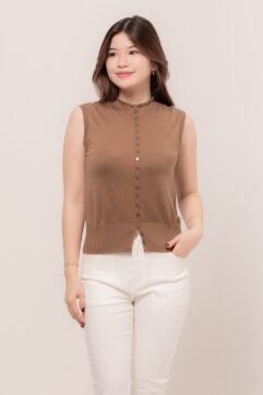Alice Button Sleveless Top CC34094
